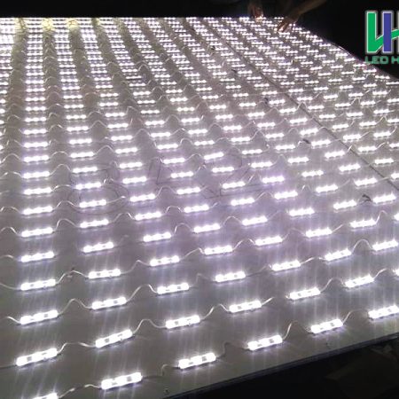 LED-han-Quoc-mau-trang