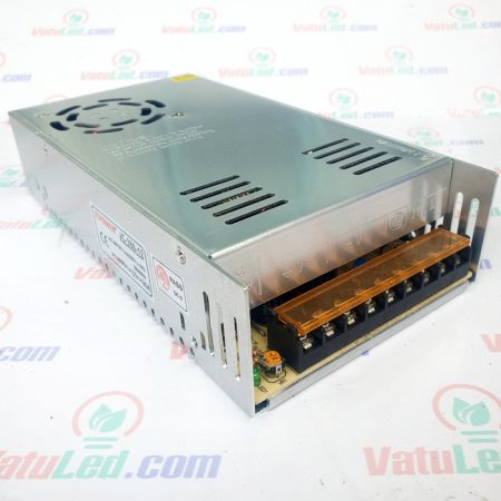 Nguon-12V-30A-trong-nha