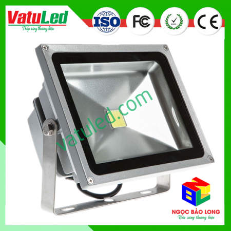 den-pha-led-vo-xam-loai-tot-du-watt-10w-20w-50w-gia-re
