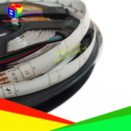 led-day-3528-12v-co-keo-du-mau