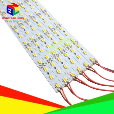 led-thanh-5630-12v-vang-am