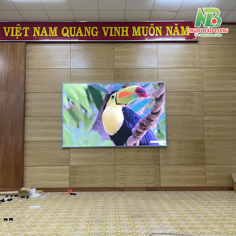 man-hinh-led-p3-trong-nha-dung-cho-hoi-trương